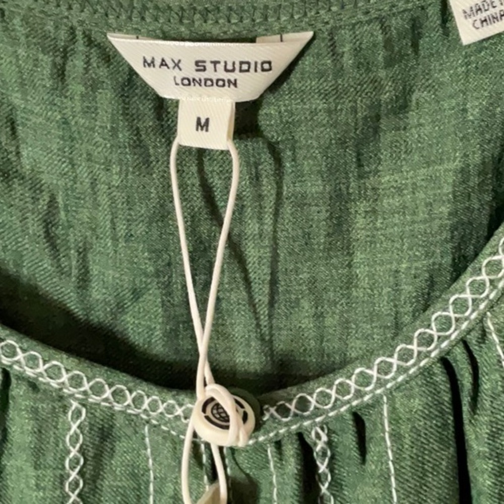 Max Studio Green Puff Sleeve Dress - Picture 4 of 12